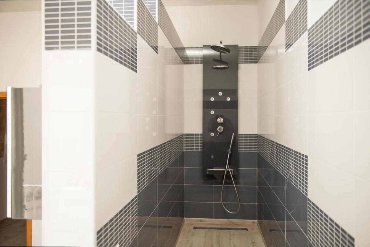 Palazzo Absolem Luxury Daire Monopoli Dış mekan fotoğraf